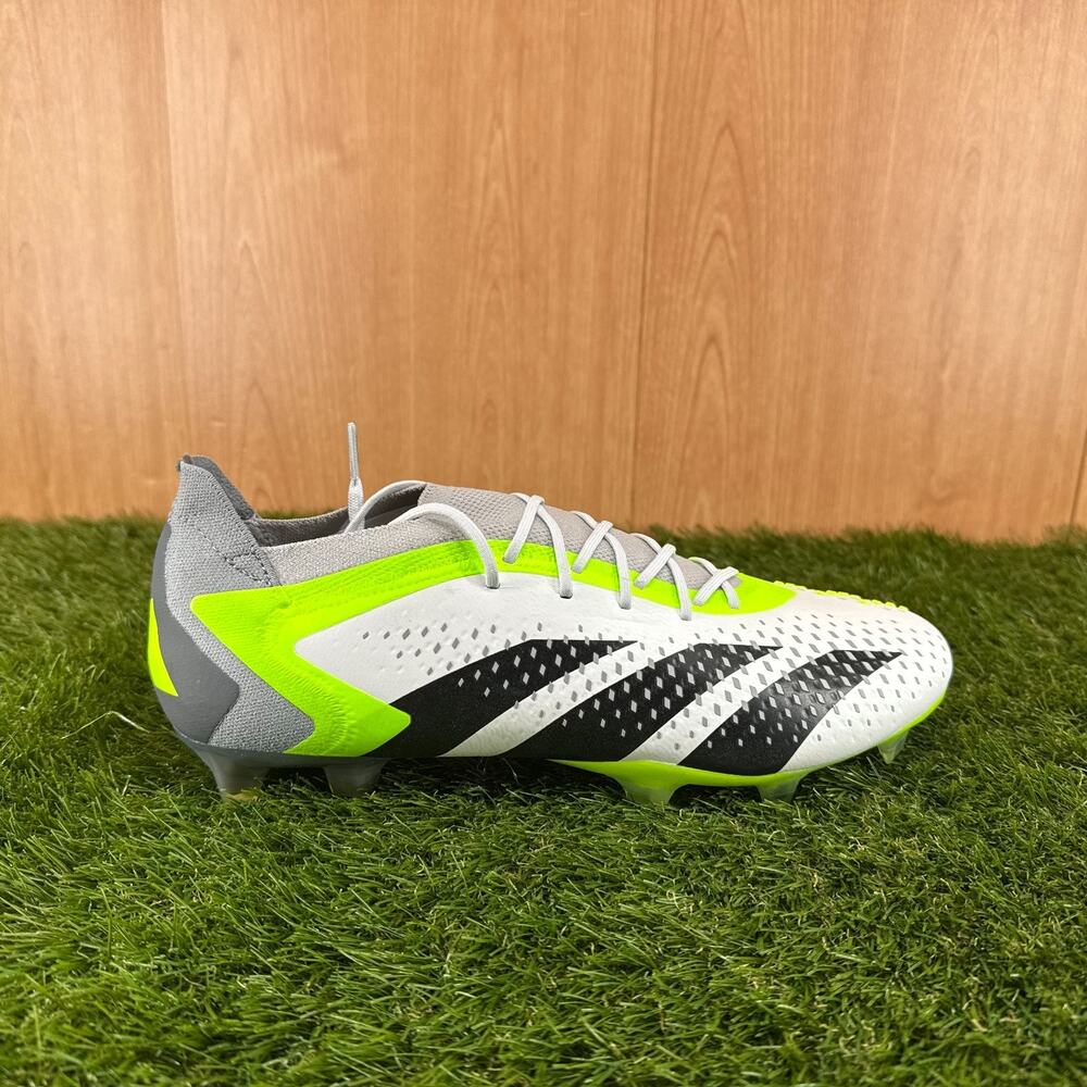 adidas Predator Accuracy.1 Low FG White Black GZ0032 Men’s 11.5 Soccer Cleats - Picture 2 of 7